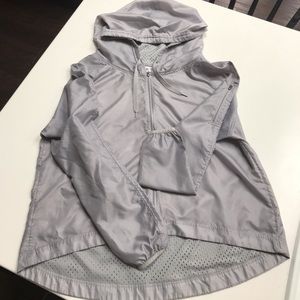 Ladies Lightweight windbreaker